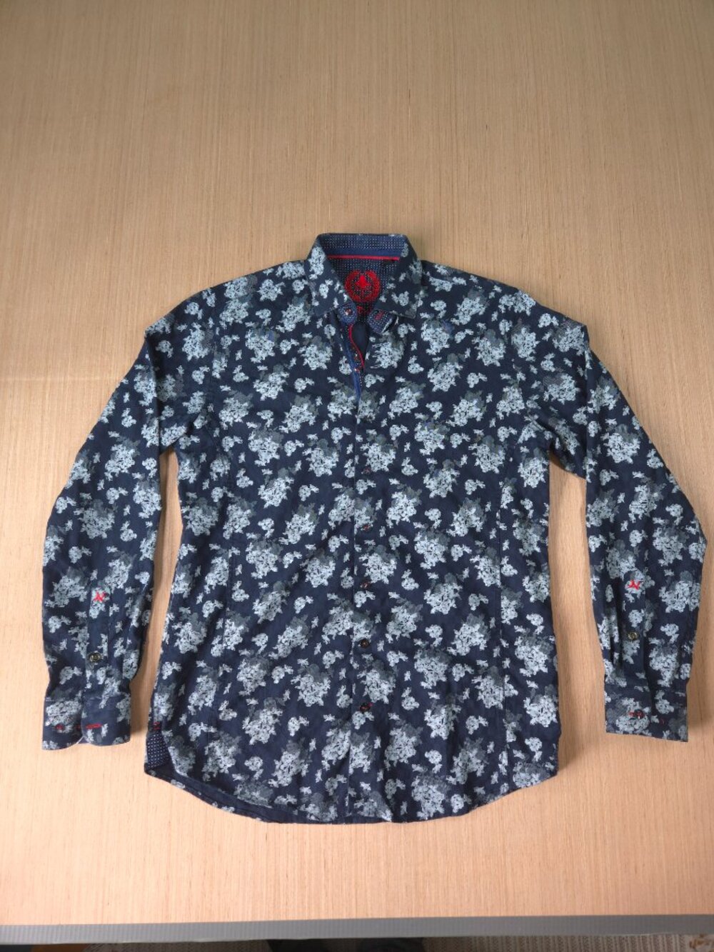 Au Noir Men’s Size 2 Medium Dark Blue Floral Button Down Shirt